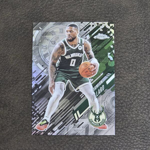 2025–26 Topps Chrome Damian Lillard GO TIME Refractor #GT-10 Bucks NM